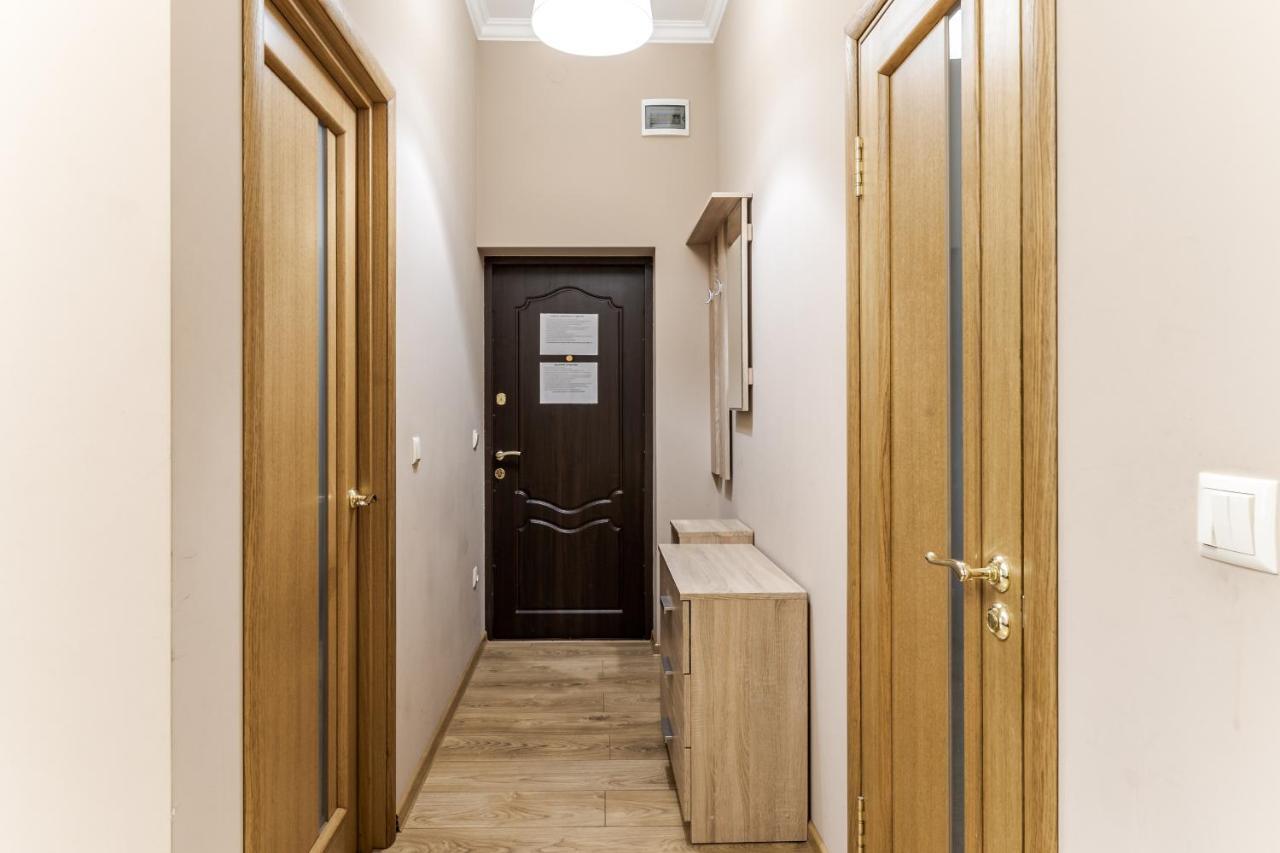 Apartment On Stavropihiiska Street 1 Lviv Kültér fotó